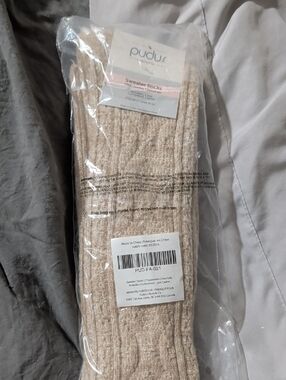 Pudus Sweater Socks in Light Beige